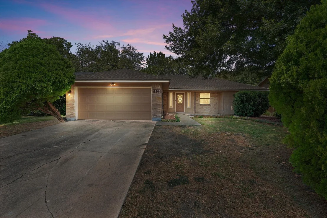 Photo of 1402 Beth LN