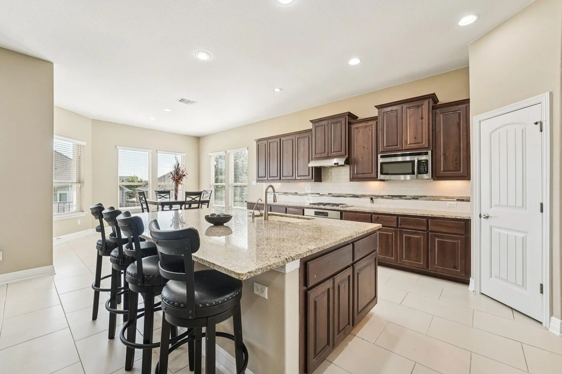 Photo of 18117 Monarch Butterfly WAY