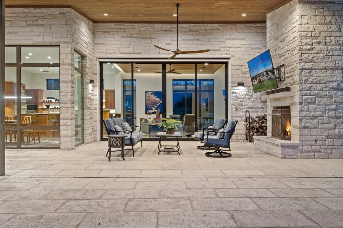 Photo of 17136 Whispering Breeze
