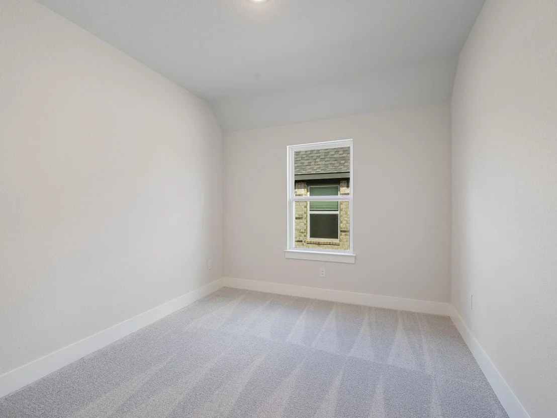 Photo of 298 Smithsonian LN