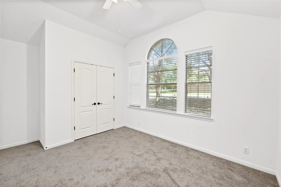 Photo of 250 Maeves WAY