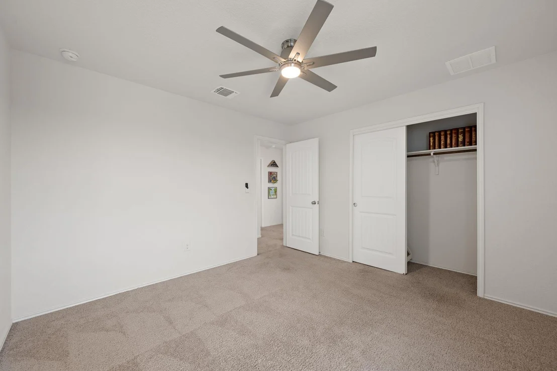 Photo of 15125 Custis LN