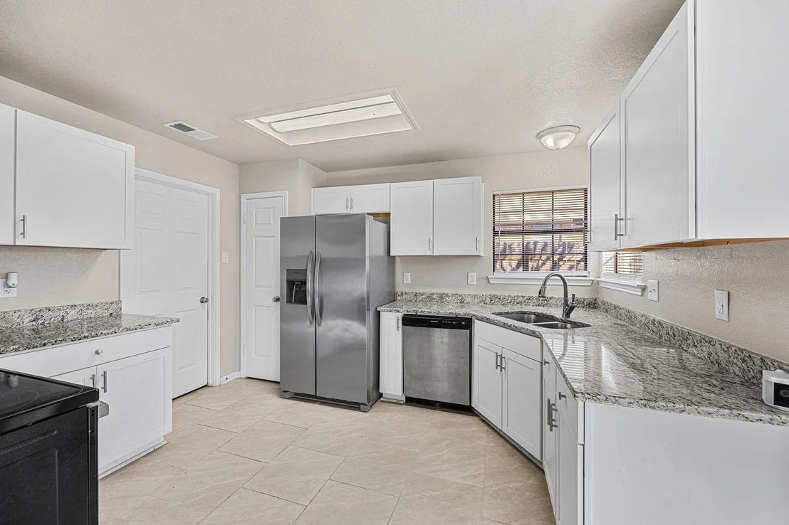 Photo of 5105 Shawn DR