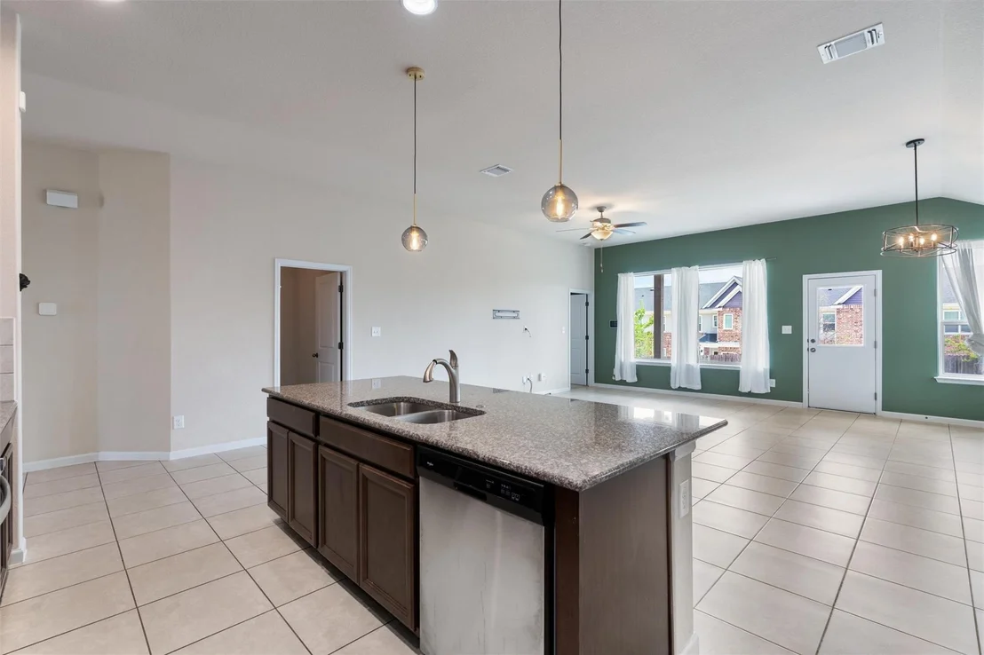 Photo of 463 Bridgestone WAY