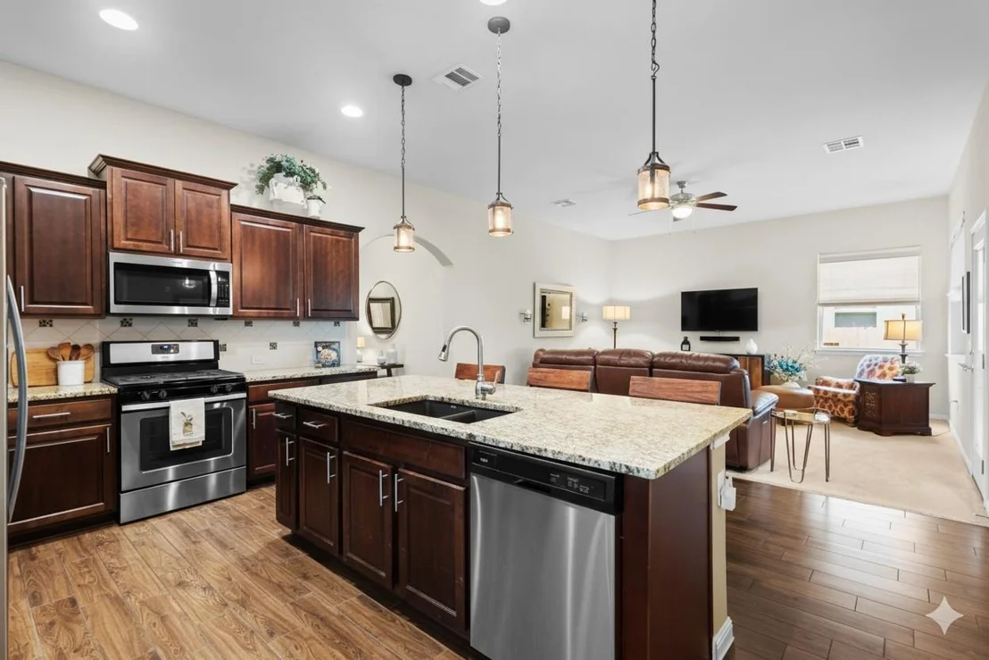 Photo of 7317 Coit RD