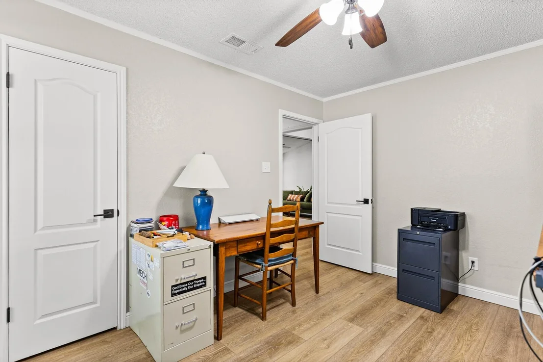 Photo of 1706 Lynx CIR