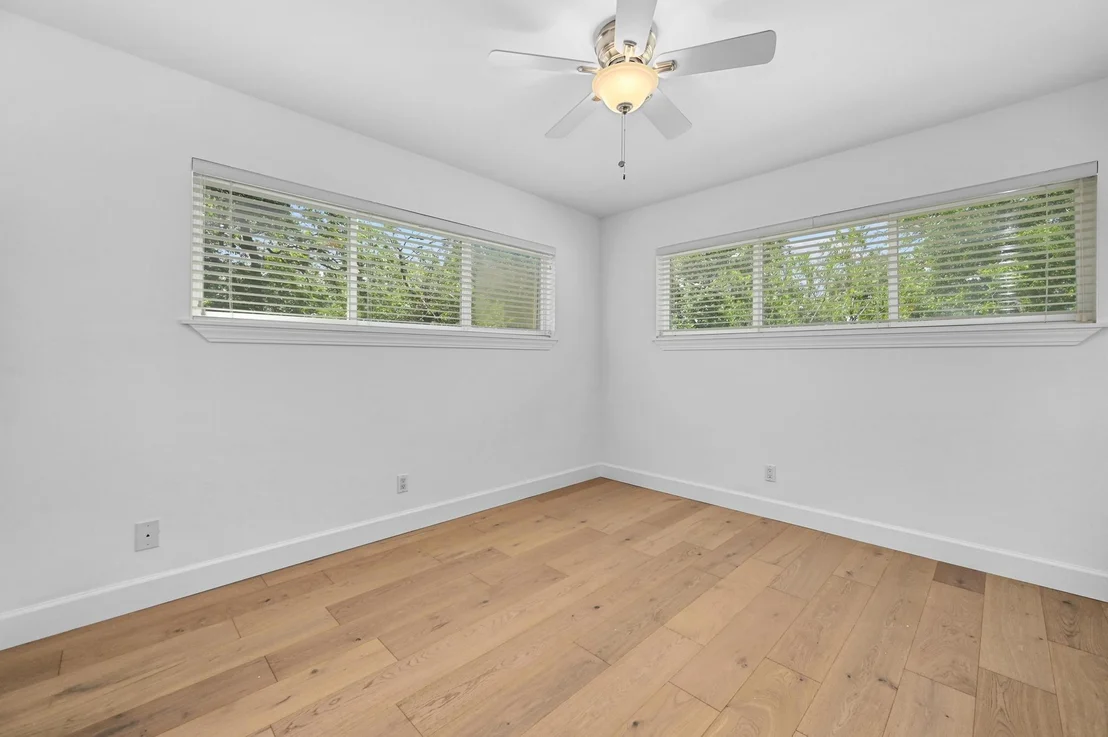 Photo of 1802 Corona DR