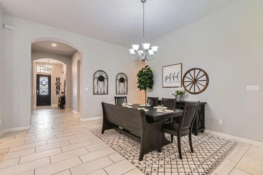 Photo of 421 Pendent DR