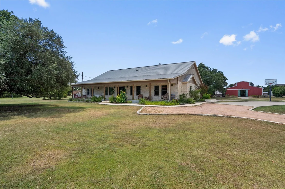Photo of 323 Patricia RD