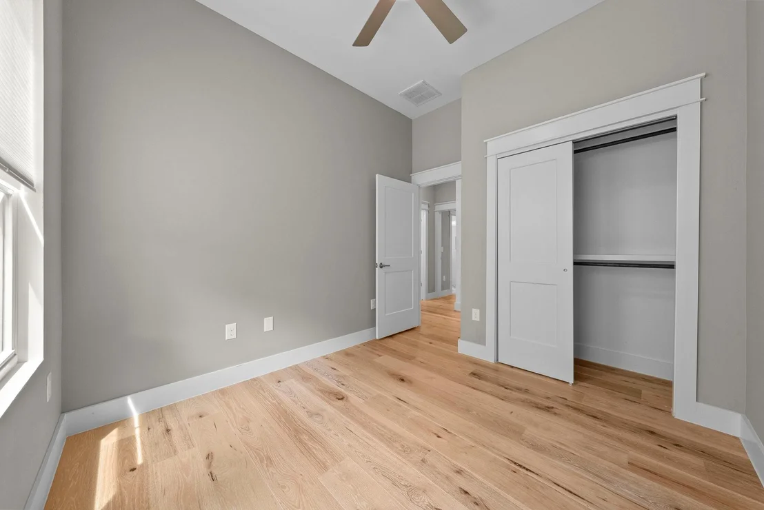 Photo of Unit 2 at 1004 Morrow ST