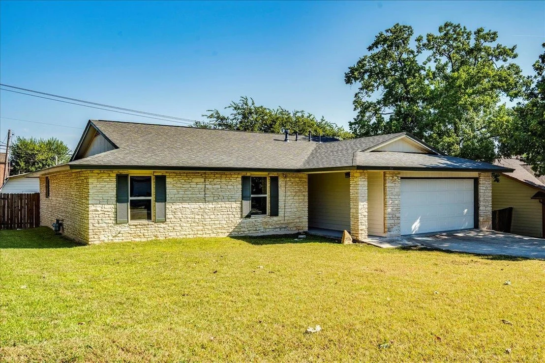 Photo of 706 WINDSOR RD