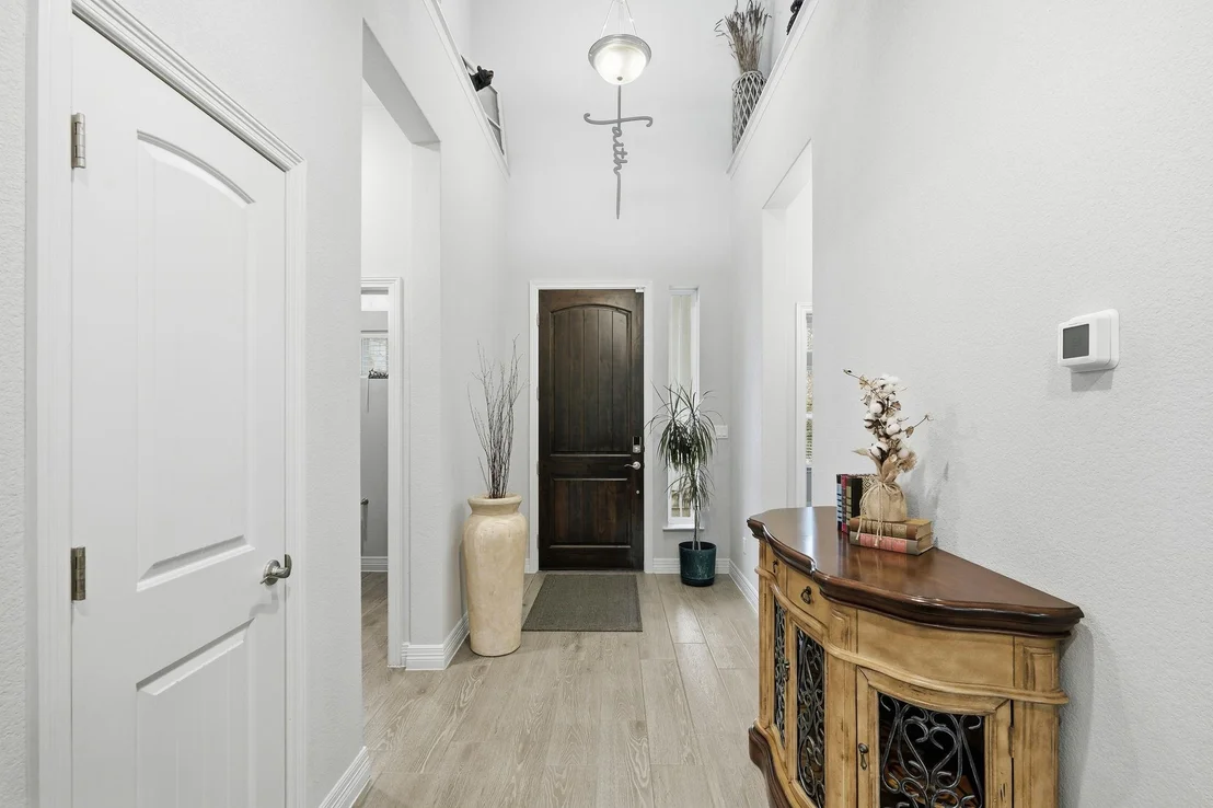 Photo of 1209 Winding Way DR