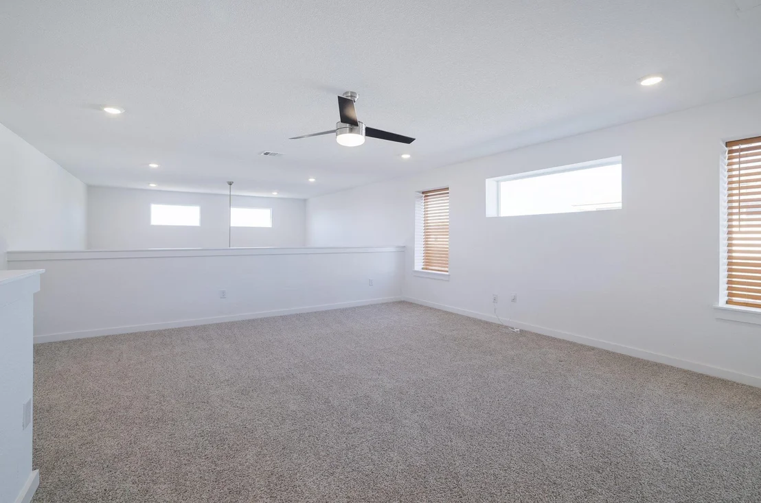 Photo of 7402 Sagira PATH