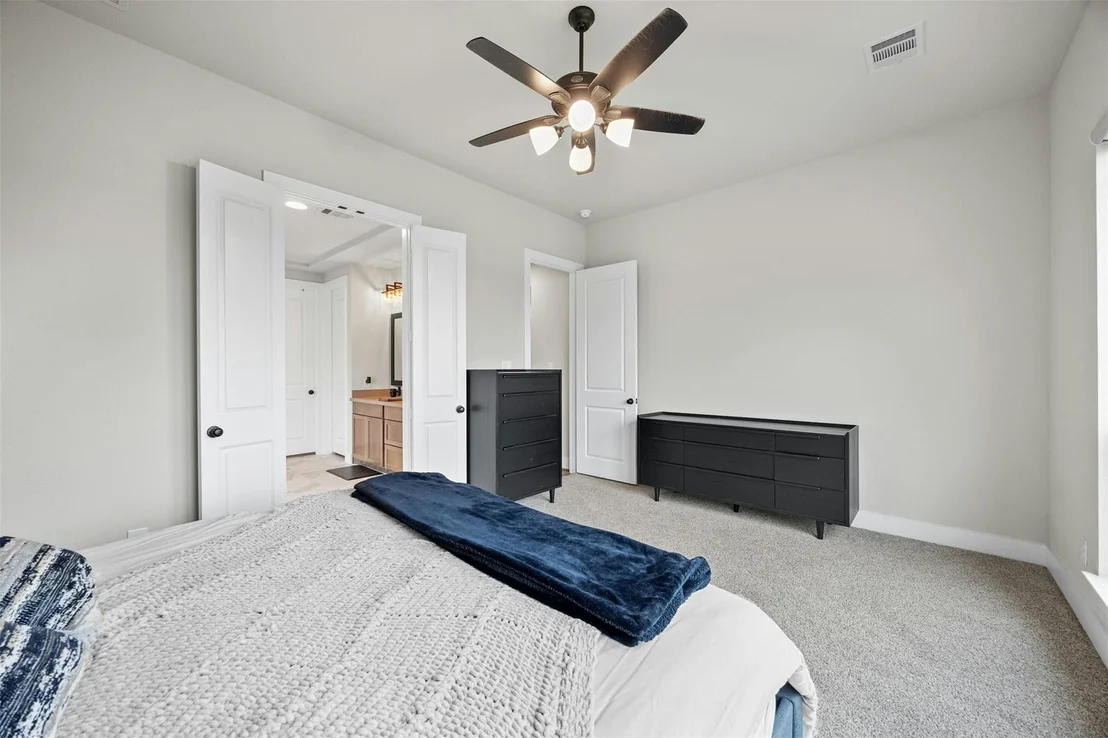 Photo of 417 Langhorne BND