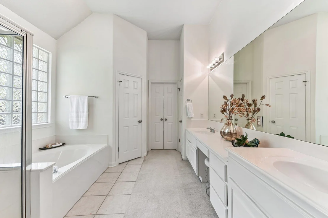 Photo of 2401 Berwick CV