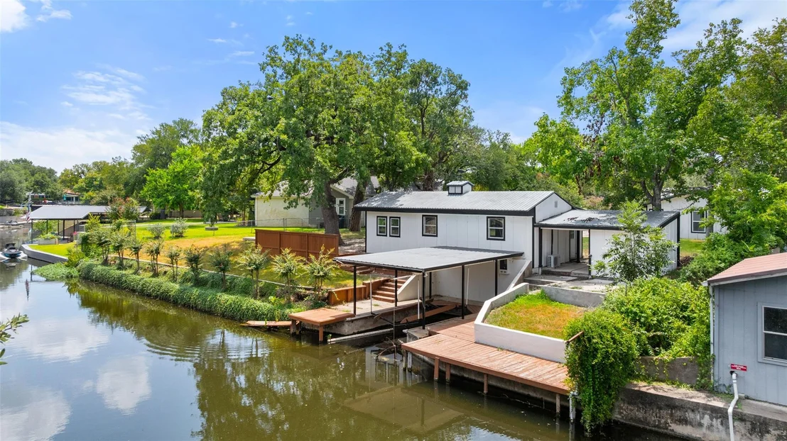 Photo of 613 Highland DR
