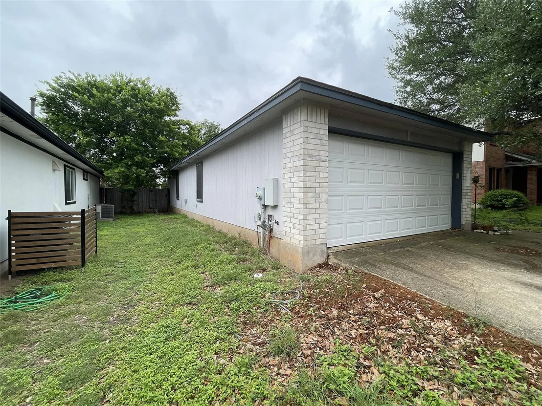 Photo of 110 Brentwood DR