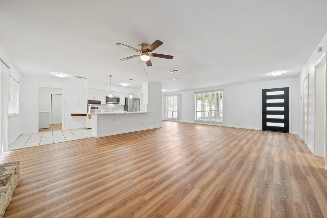 Photo of 2115 Gaston Place DR