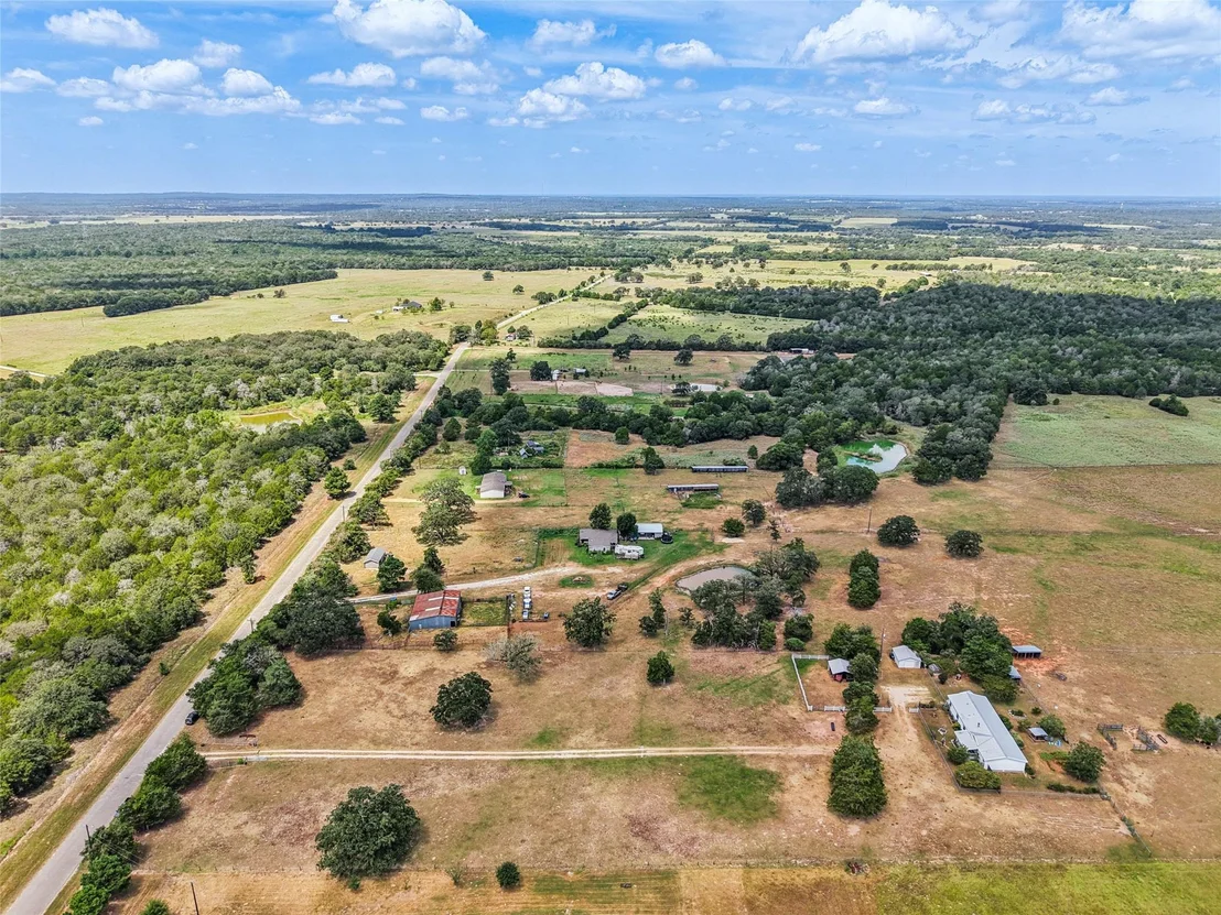 Photo of 372 Hofferek RD