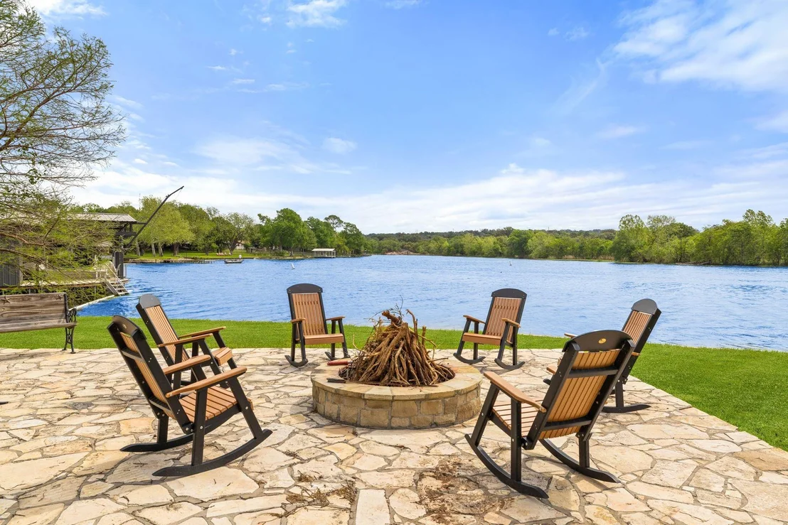 Photo of 104 Bluebonnet CIR