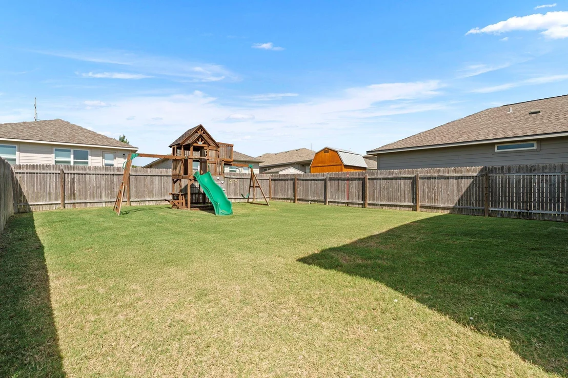 Photo of 128 Dunlin LN