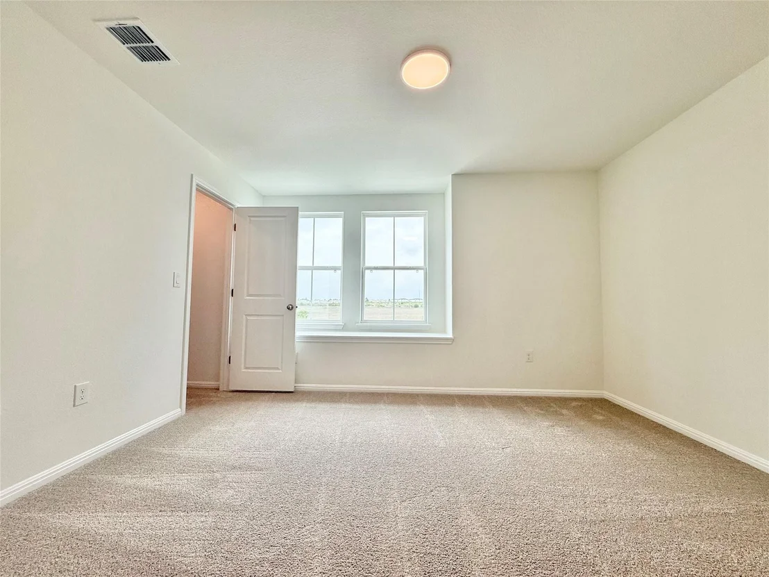 Photo of 389 Young ST