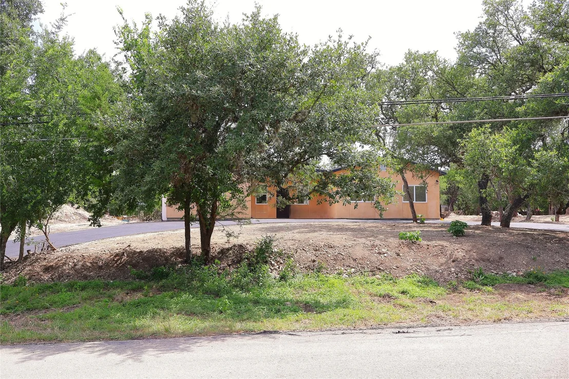 Photo of 411 Longcope LOOP