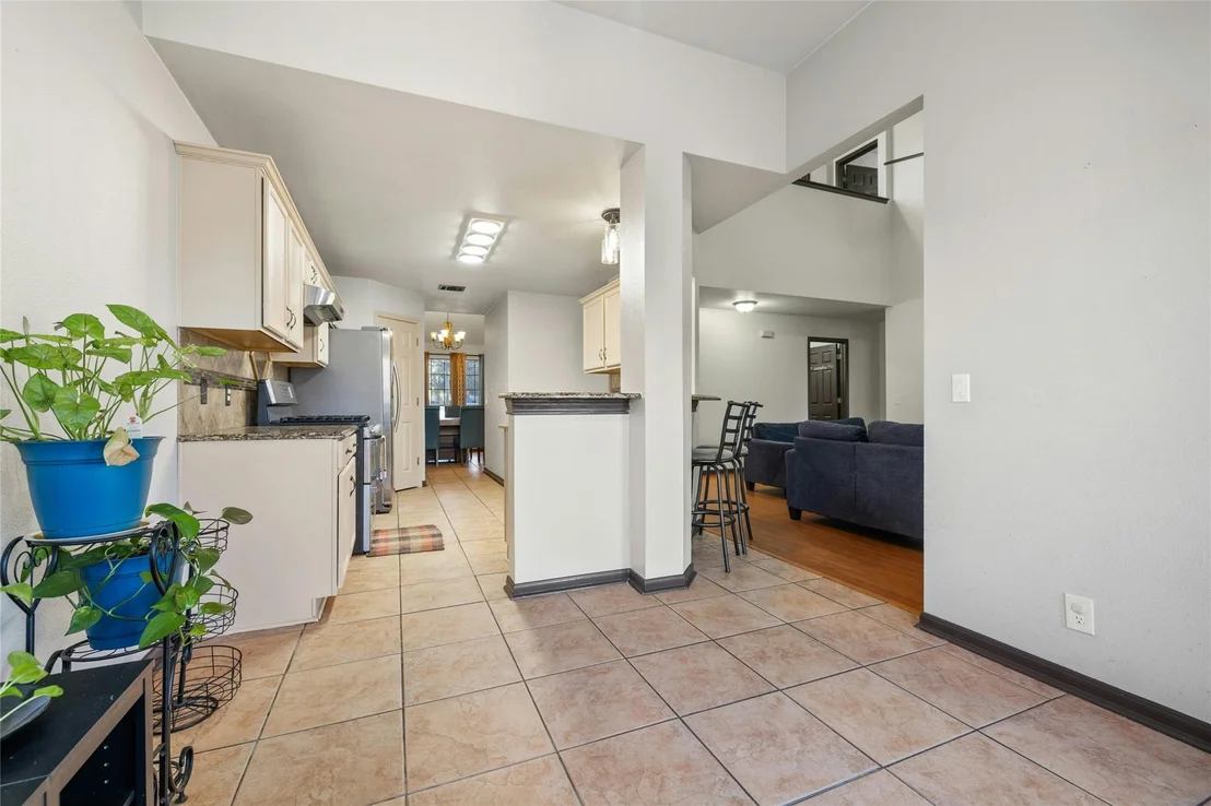 Photo of 100 Hickory Tree DR