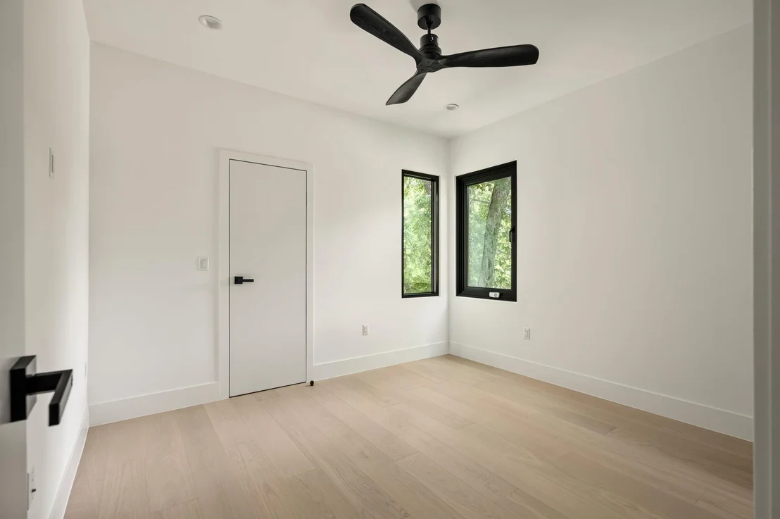 Photo of 3210 Thompson