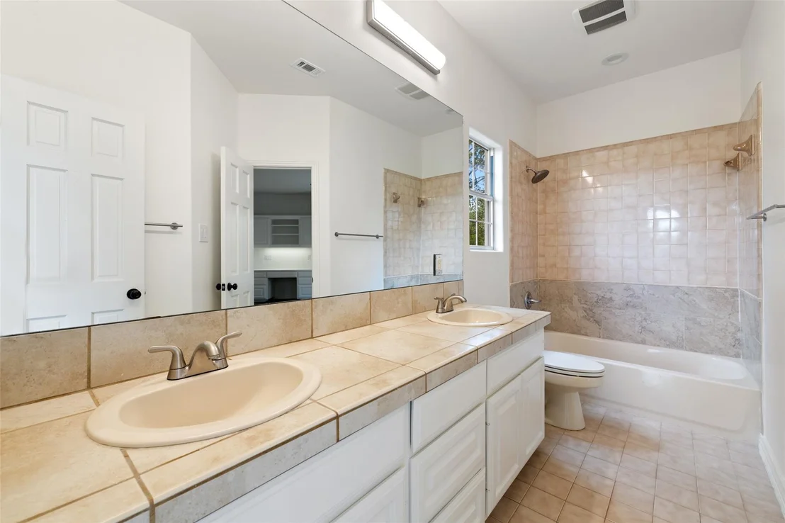 Photo of 8311 SUMNER CT