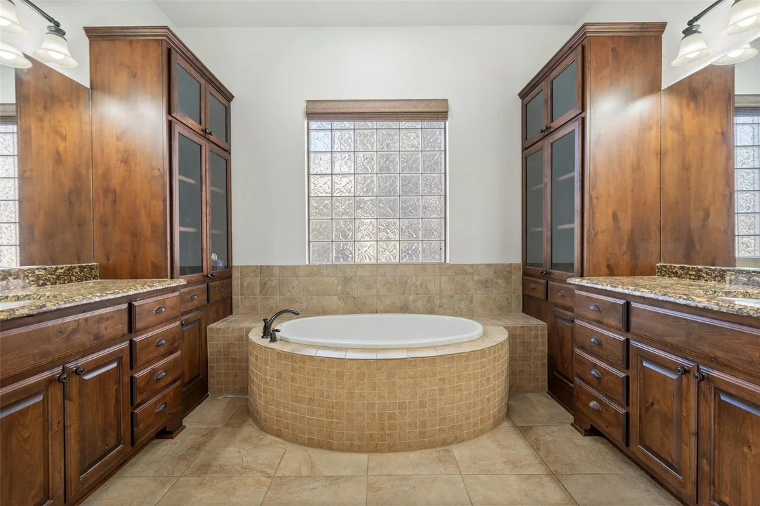 Photo of 172 Mirafield LN
