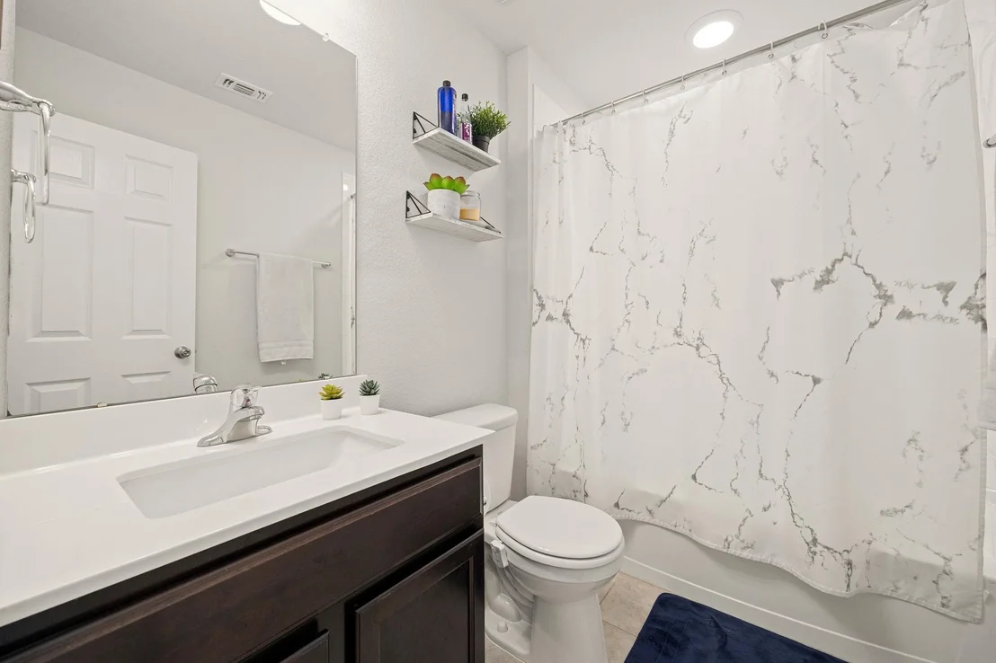 Photo of 149 Rearden BLVD