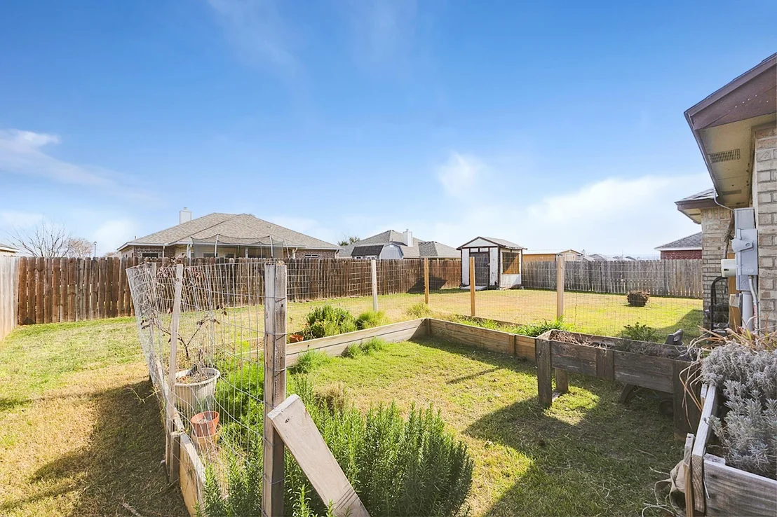 Photo of 2416 Merle DR