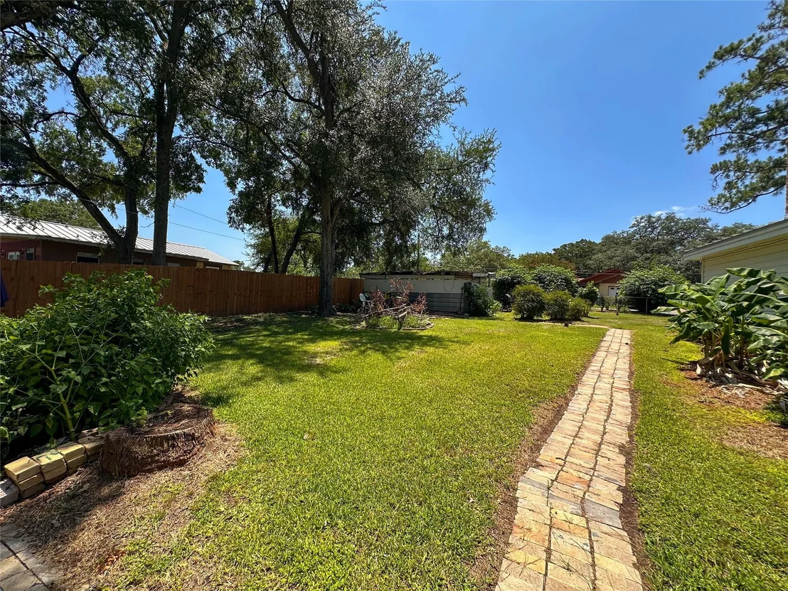 Photo of 407 4th Ave