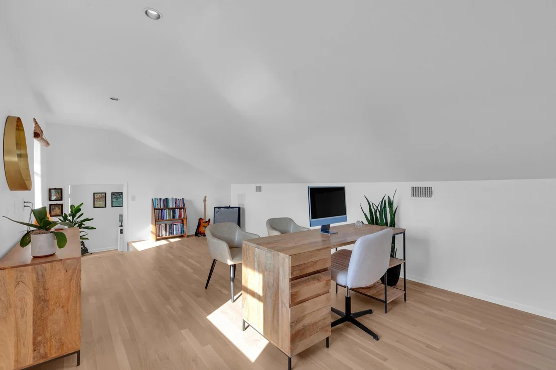 Photo of 100 Derby DR