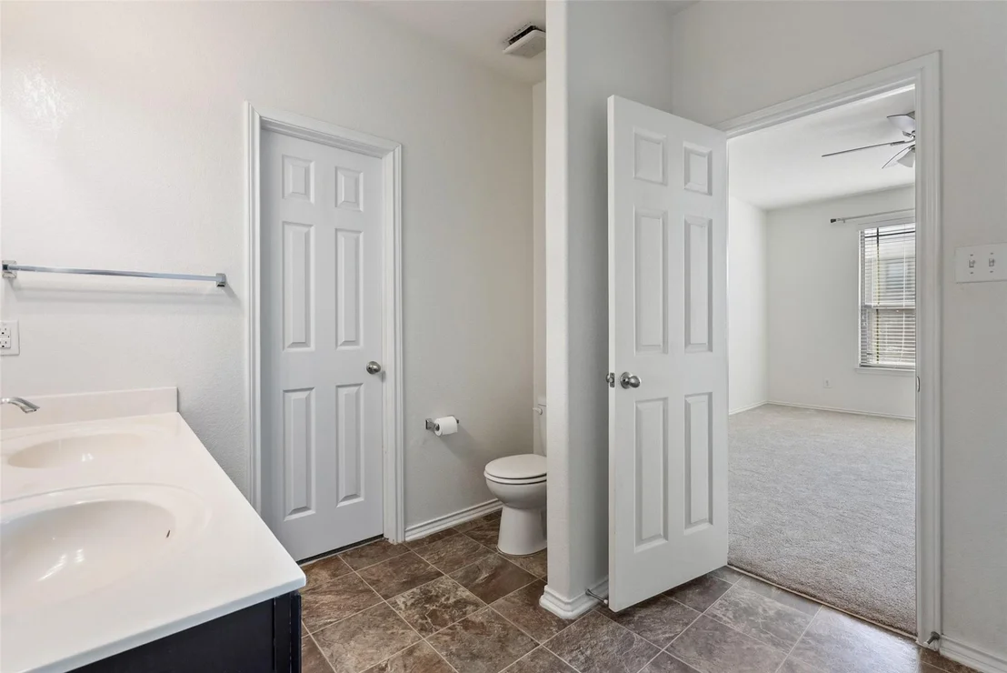Photo of 913 Oatmeal DR