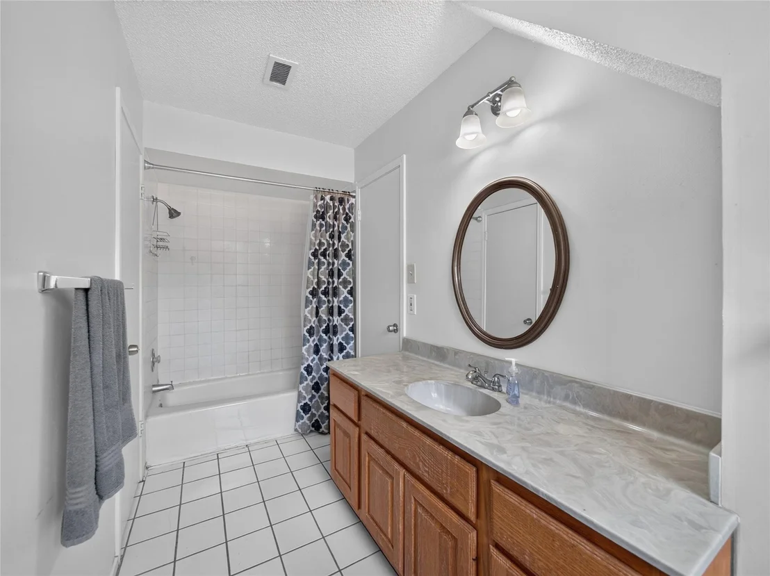 Photo of 153 Ironstone RD