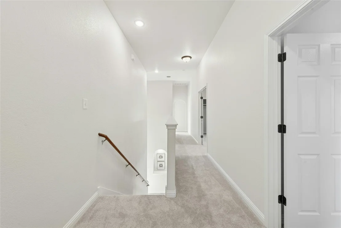 Photo of 2605 Mancuso BND