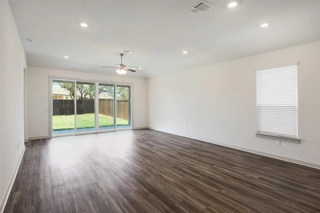 Photo of 1917 Centerline LN