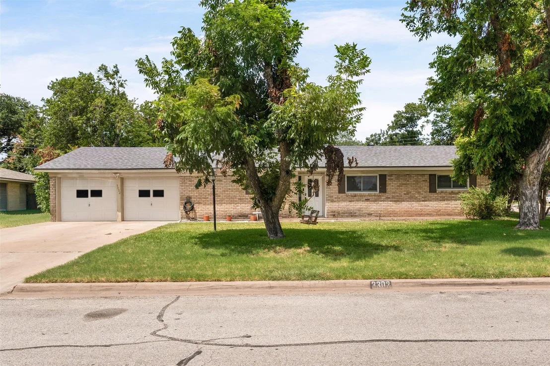 Photo of 3302 Chisholm TRL