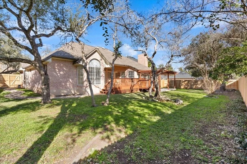 Photo of 10113 Planters Woods DR
