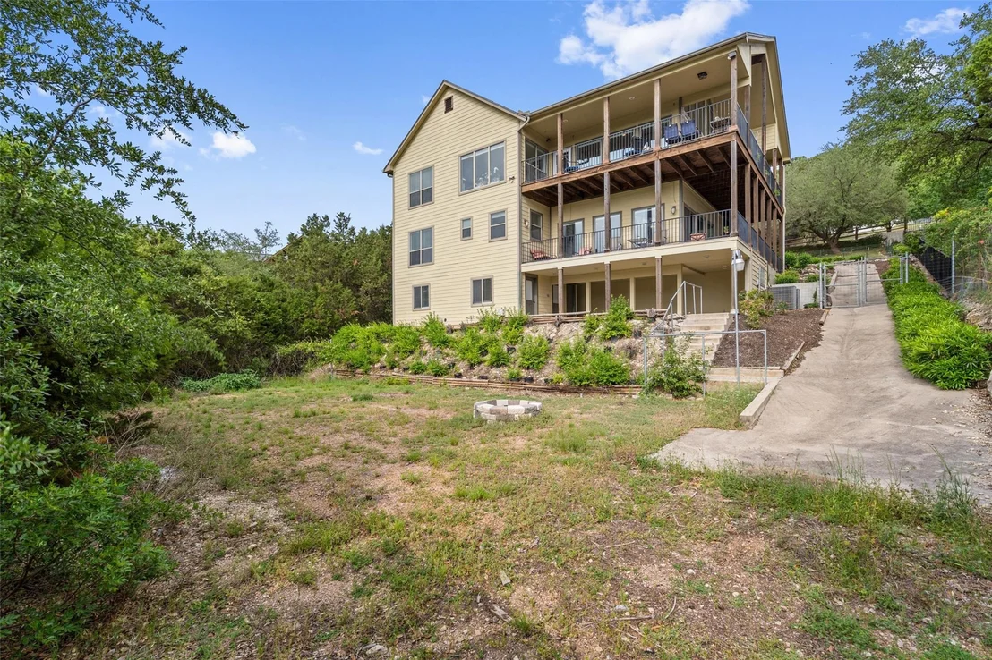 Photo of 11102 Hill Dr