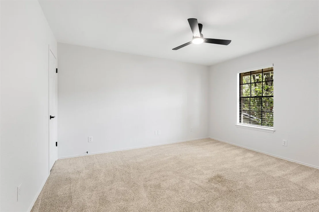 Photo of 12600 Oro Valley CV