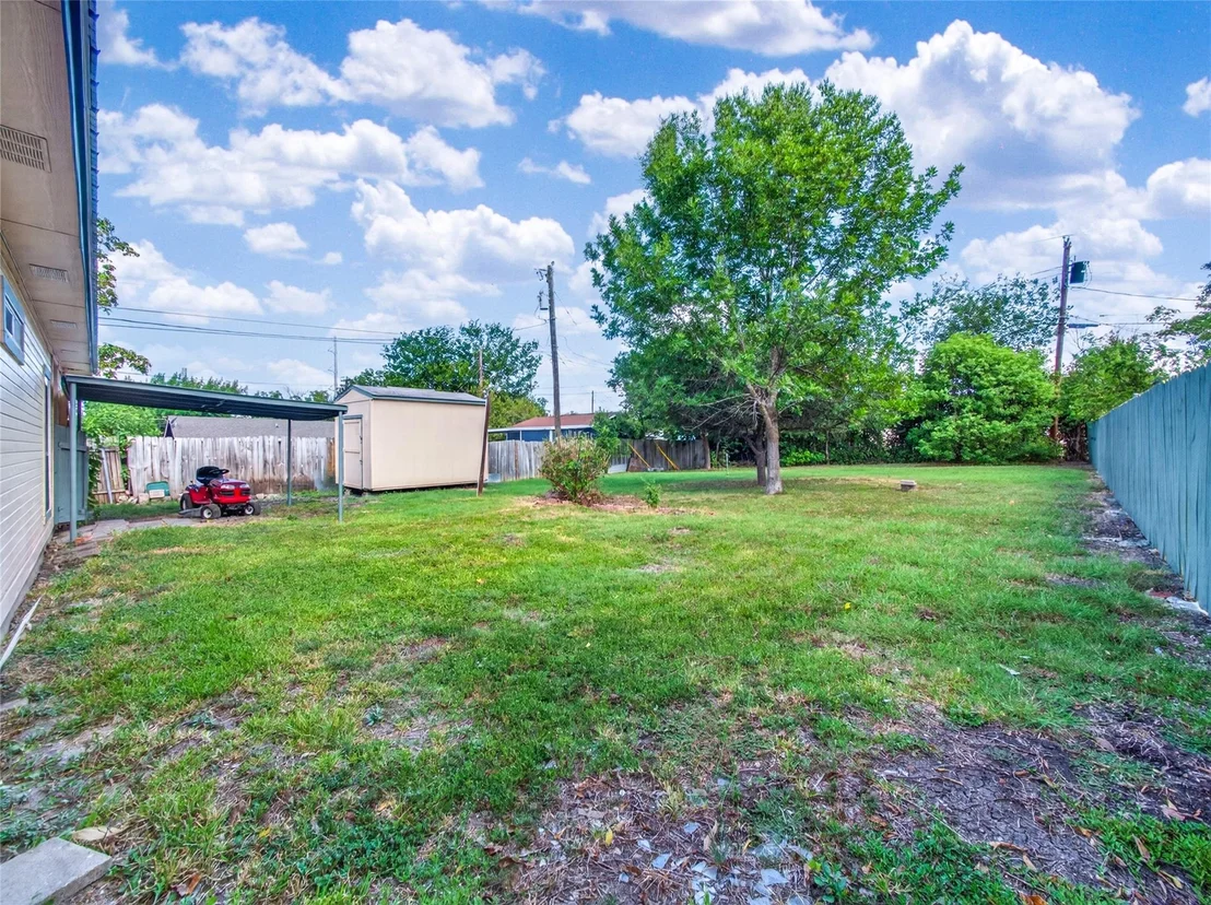 Photo of 403 Davidson DR