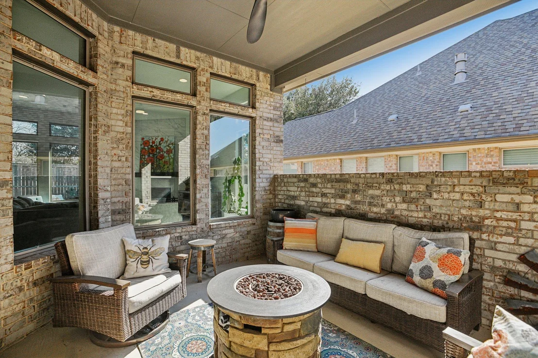 Photo of 133 Lake Spring CIR