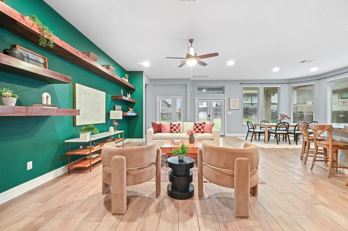 Photo of 154 Ashleaf DR