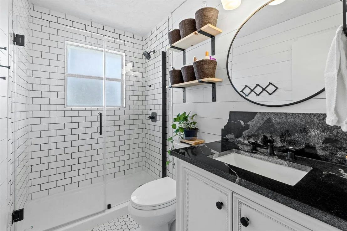 Photo of 607 Littlewin