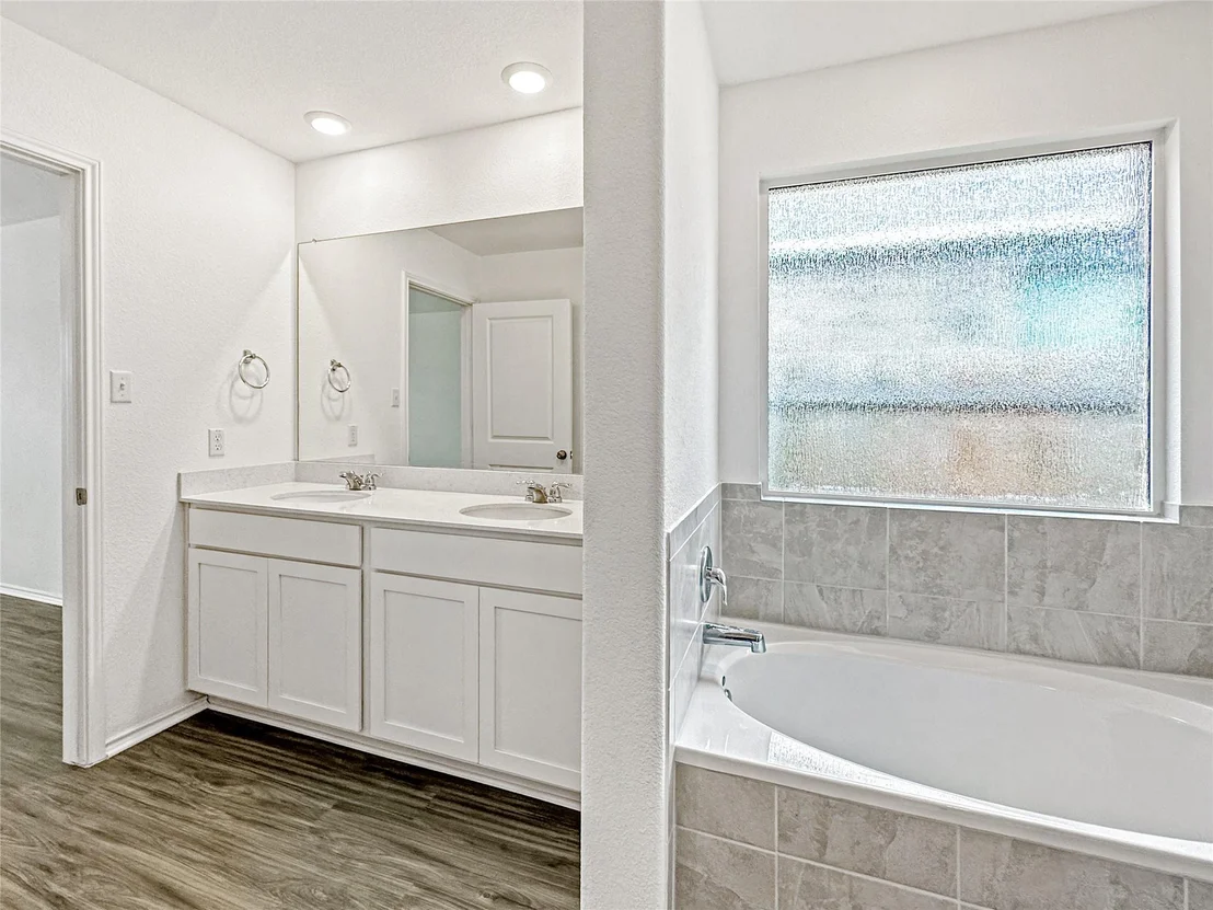 Photo of 621 Milliner LOOP