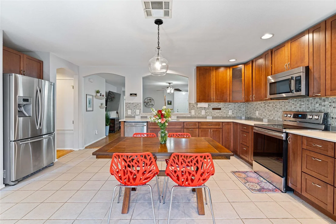 Photo of 300 Carolyns WAY