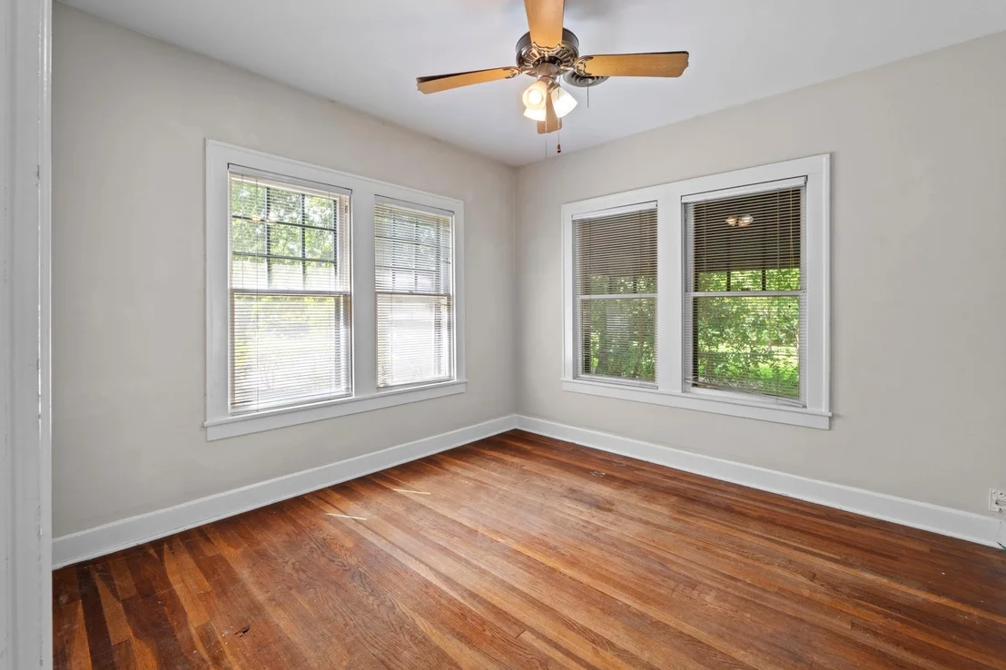 Photo of 3014 Hemphill PARK